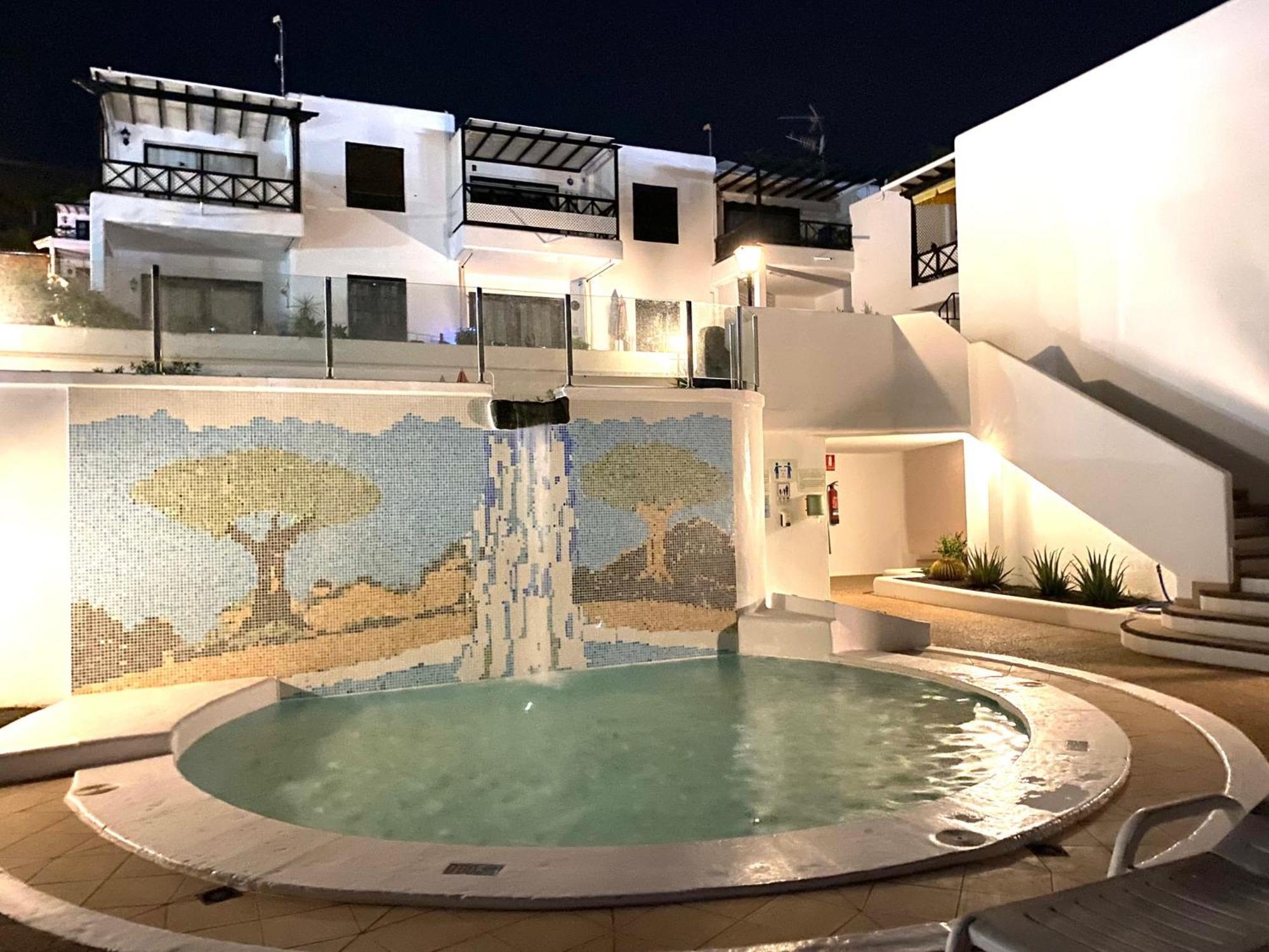 Apartamentos Los Dragos Пуерто дел Кармен Екстериор снимка